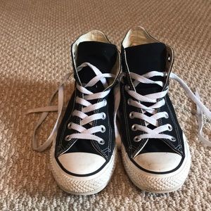 Black converse